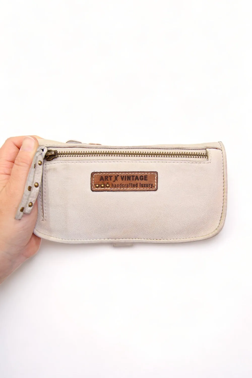 ART N' VINTAGE KEYA WALLET WHISPER WHITE