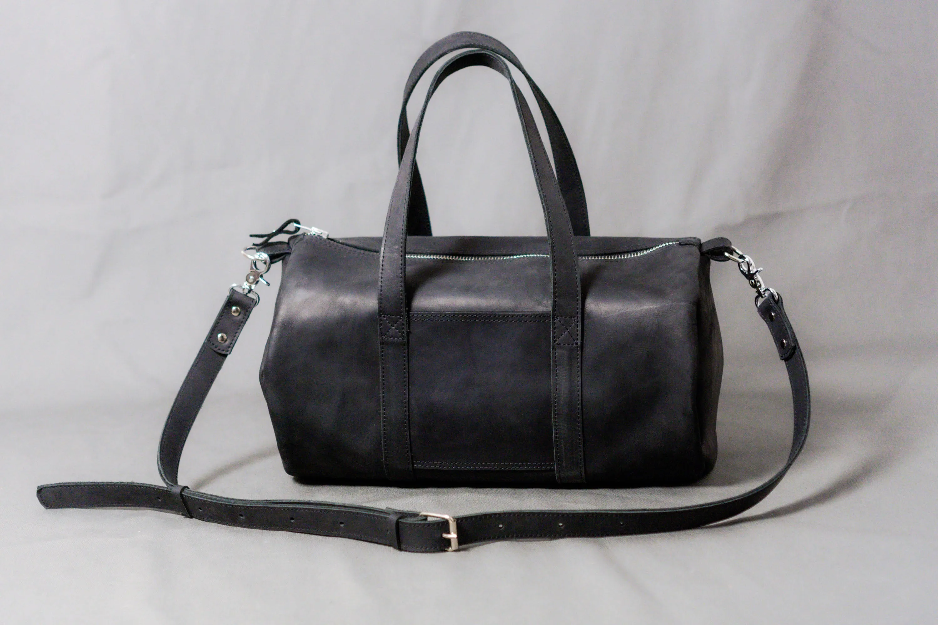 Leather Bag Duffle, Weekender, Gym, Everyday use, Travel, Minimalist Holdall