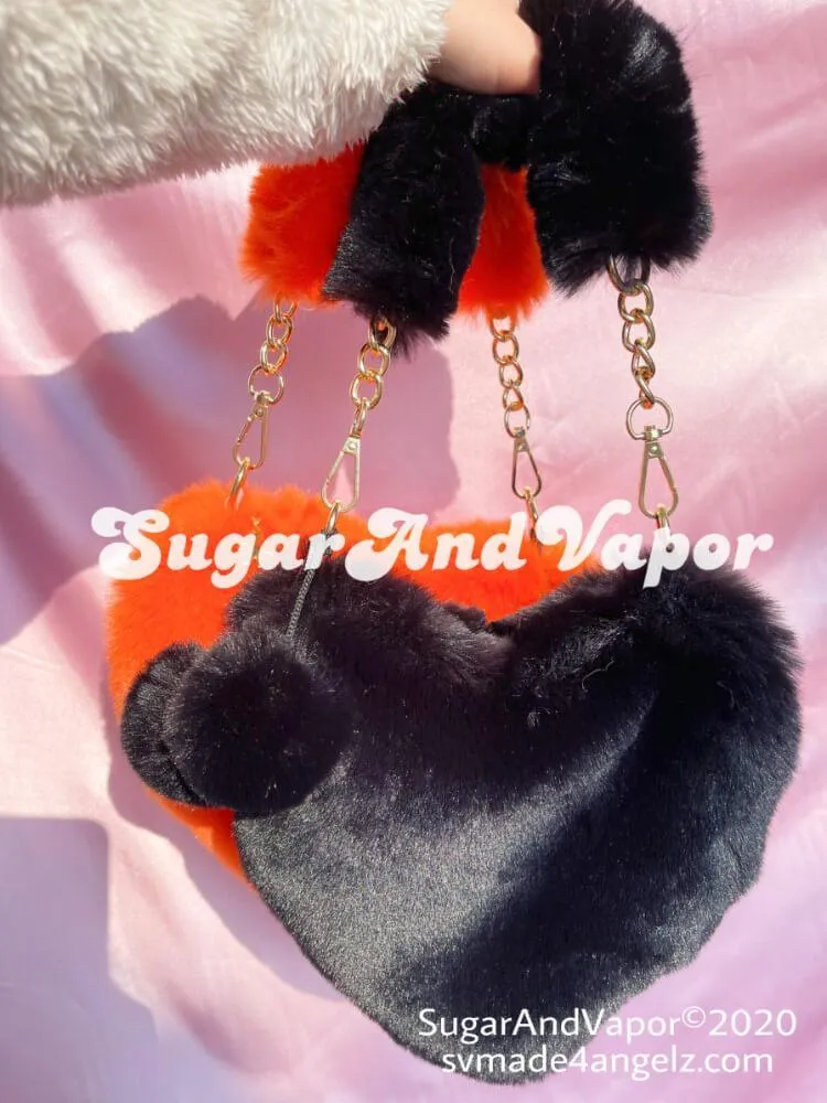 Lilly Furry Heart Shape Hand Bag